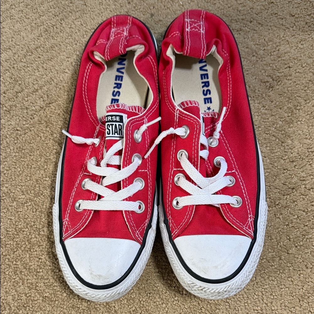 Converse  Sneakers in Bold Red Canvas